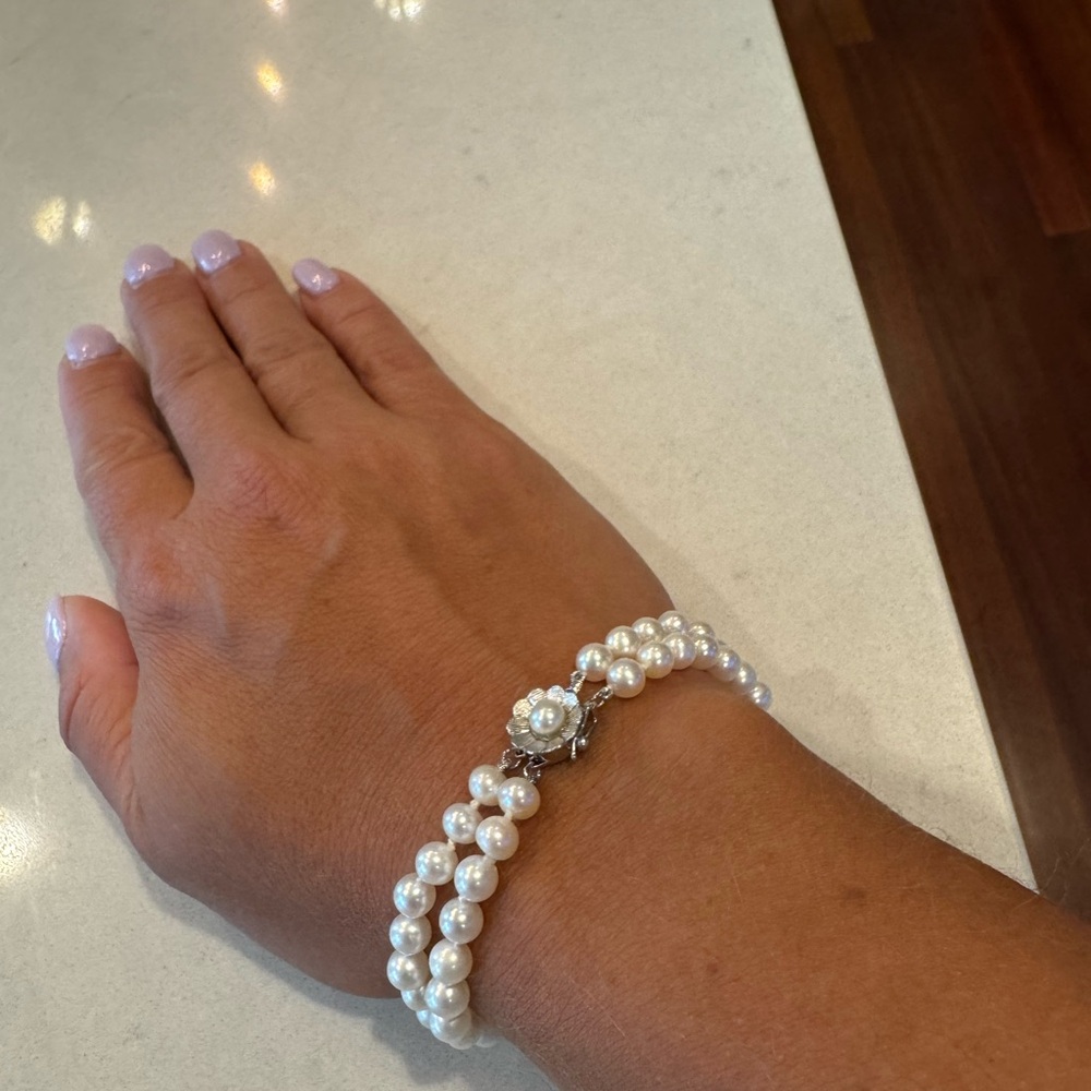 Pearl Double Strand White Bracelet